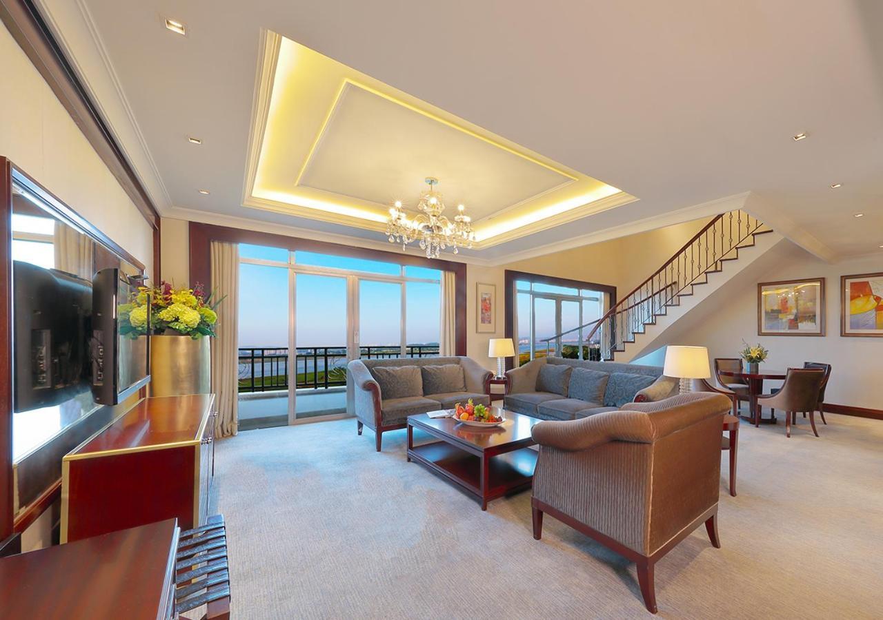 Howard Johnson Riverfront Plaza Fuzhou Fuzhou  Buitenkant foto