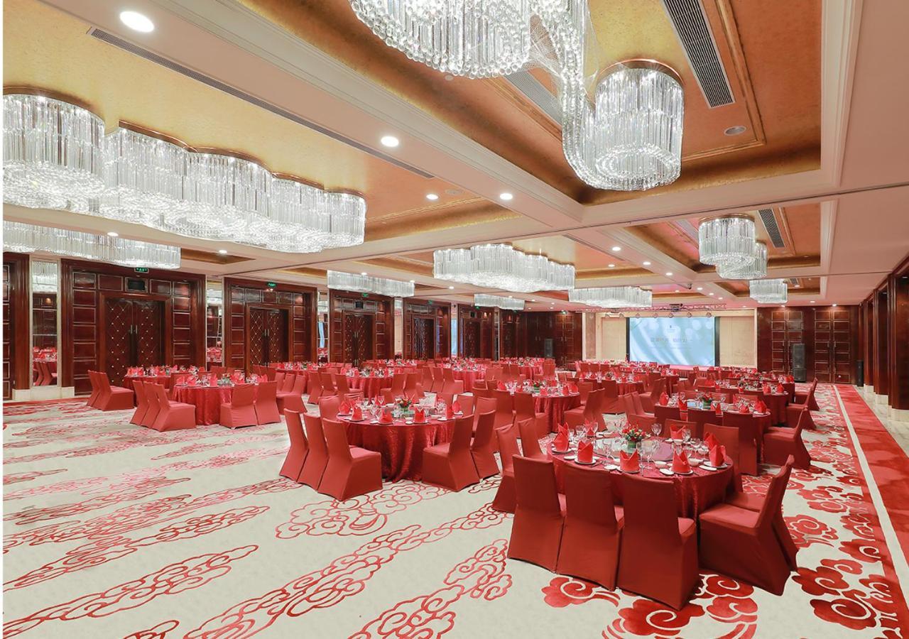 Howard Johnson Riverfront Plaza Fuzhou Fuzhou  Buitenkant foto