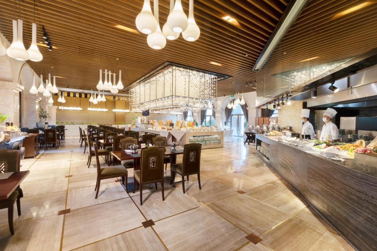Howard Johnson Riverfront Plaza Fuzhou Fuzhou  Buitenkant foto