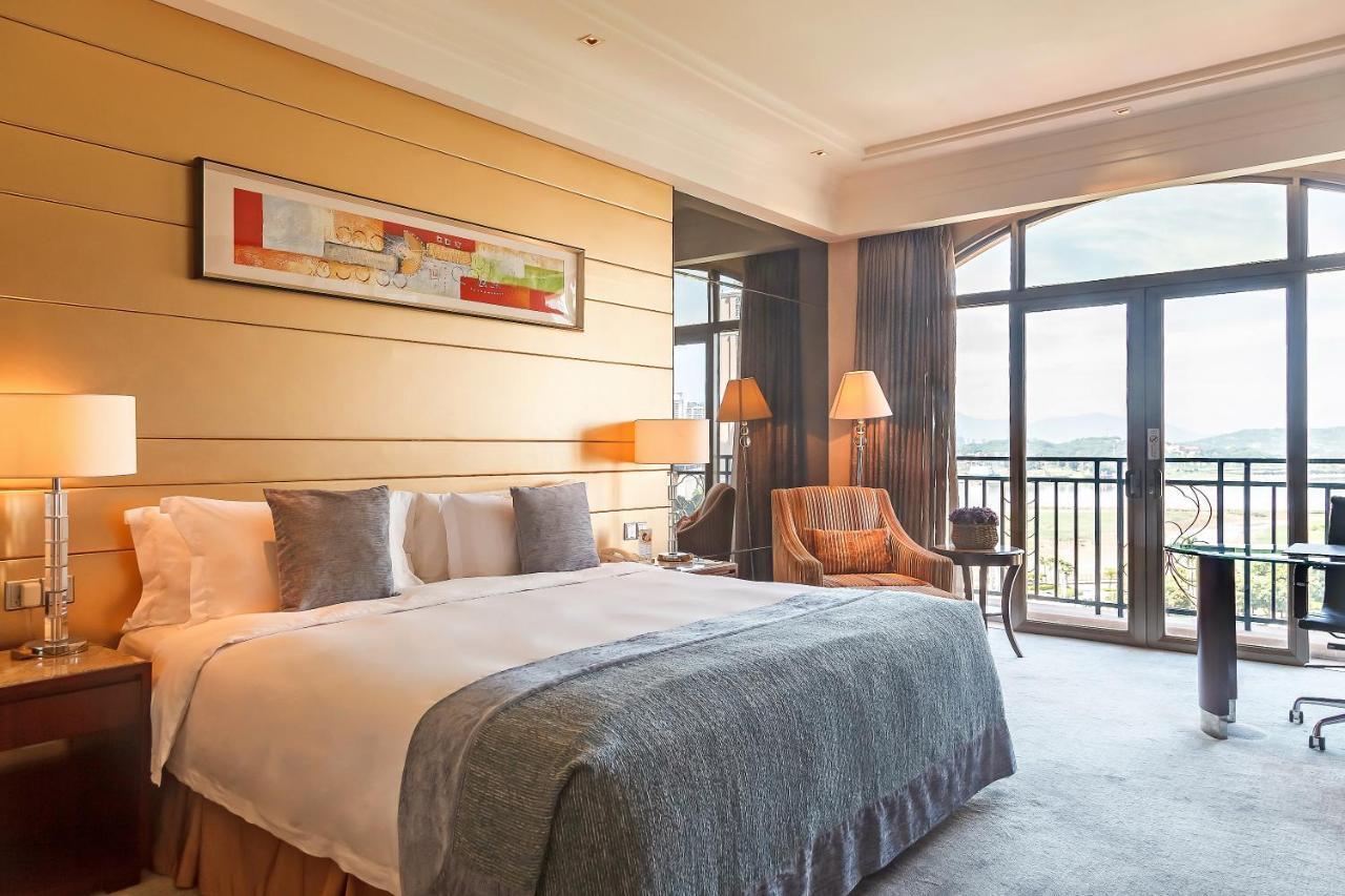 Howard Johnson Riverfront Plaza Fuzhou Fuzhou  Buitenkant foto