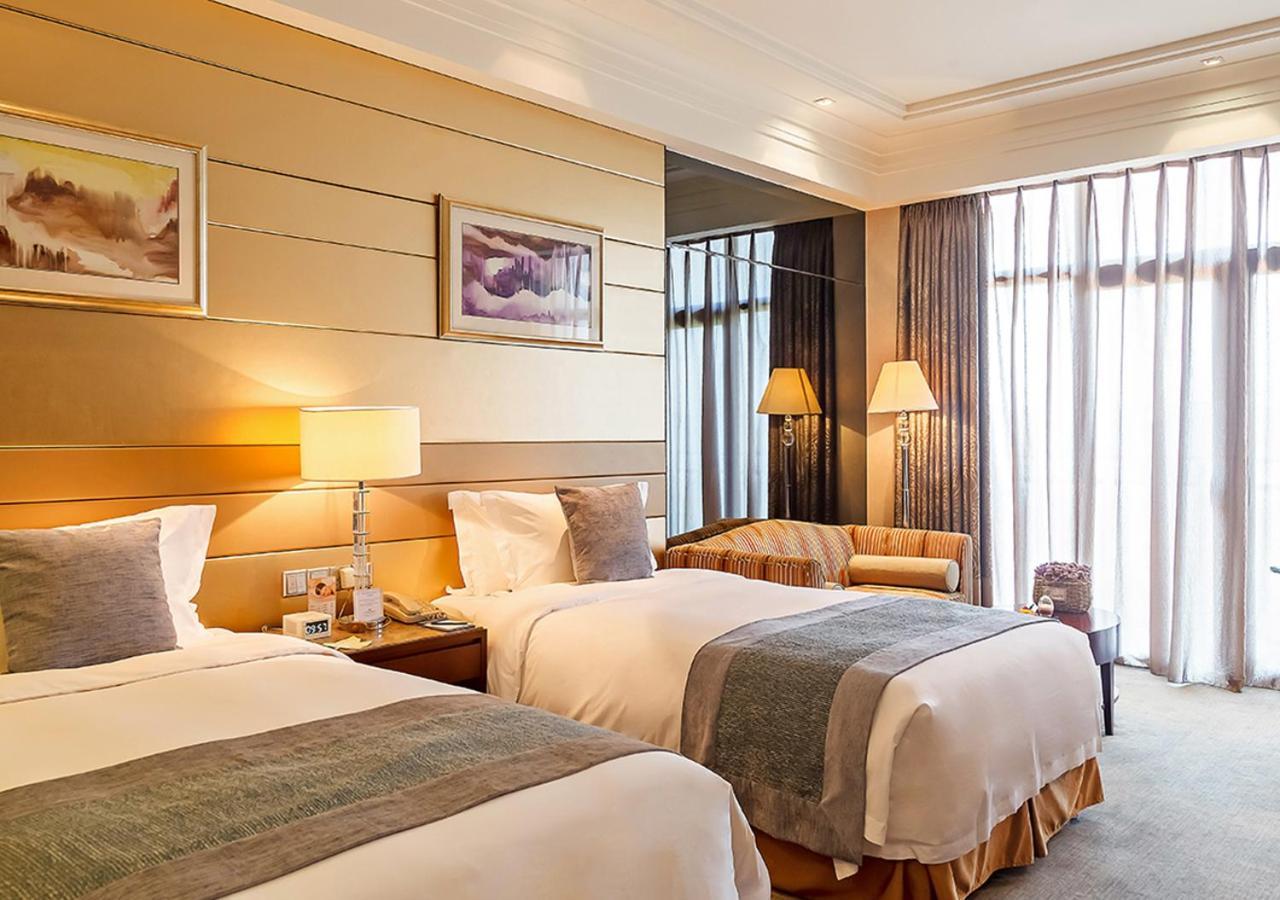 Howard Johnson Riverfront Plaza Fuzhou Fuzhou  Buitenkant foto
